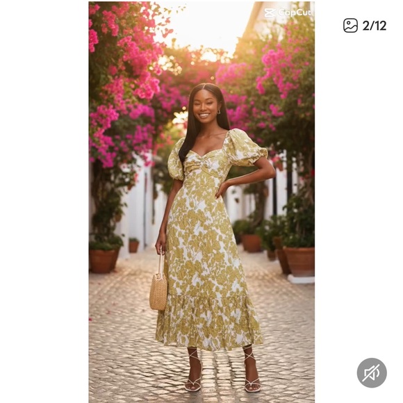 English Factory floral sweetheart cutout maxi dress - Picture 2 of 8